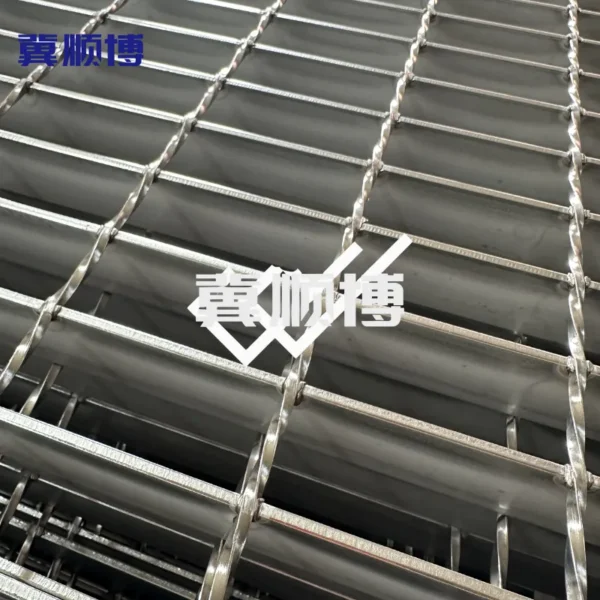 Stainless steel - pressure-welded steel grating - Image 3