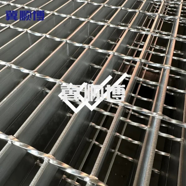 Stainless steel - pressure-welded steel grating - Image 4