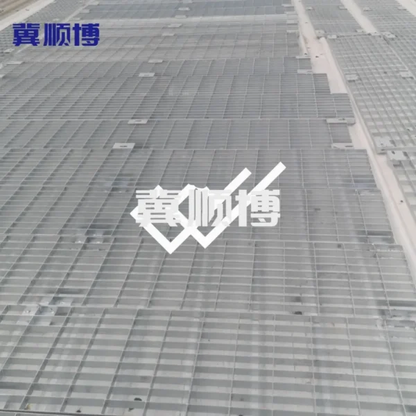 Carbon steel - photovoltaic walkway panels - Image 3