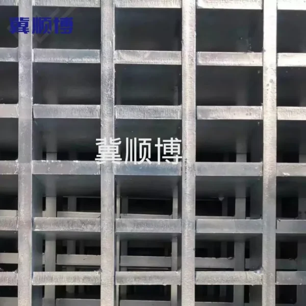 Carbon steel - heavy-duty steel grating - Image 3