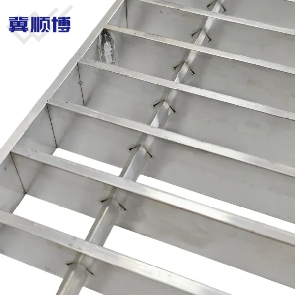 Rectangle Aluminum Grating - Image 8
