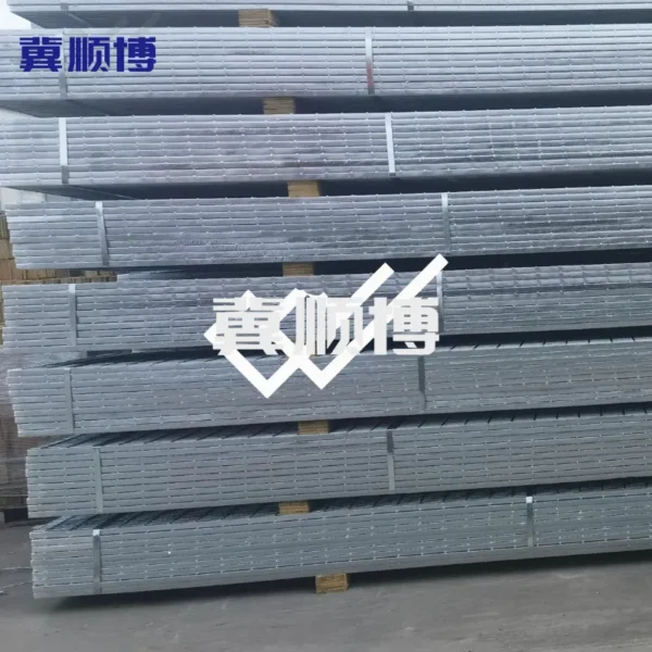 Carbon steel - Standard steel grating - Image 3