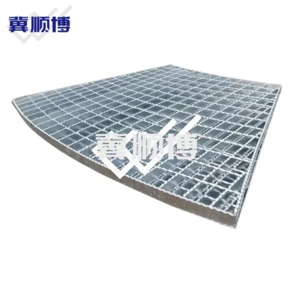 Carbon steel - irregularly shaped steel grating - Image 3